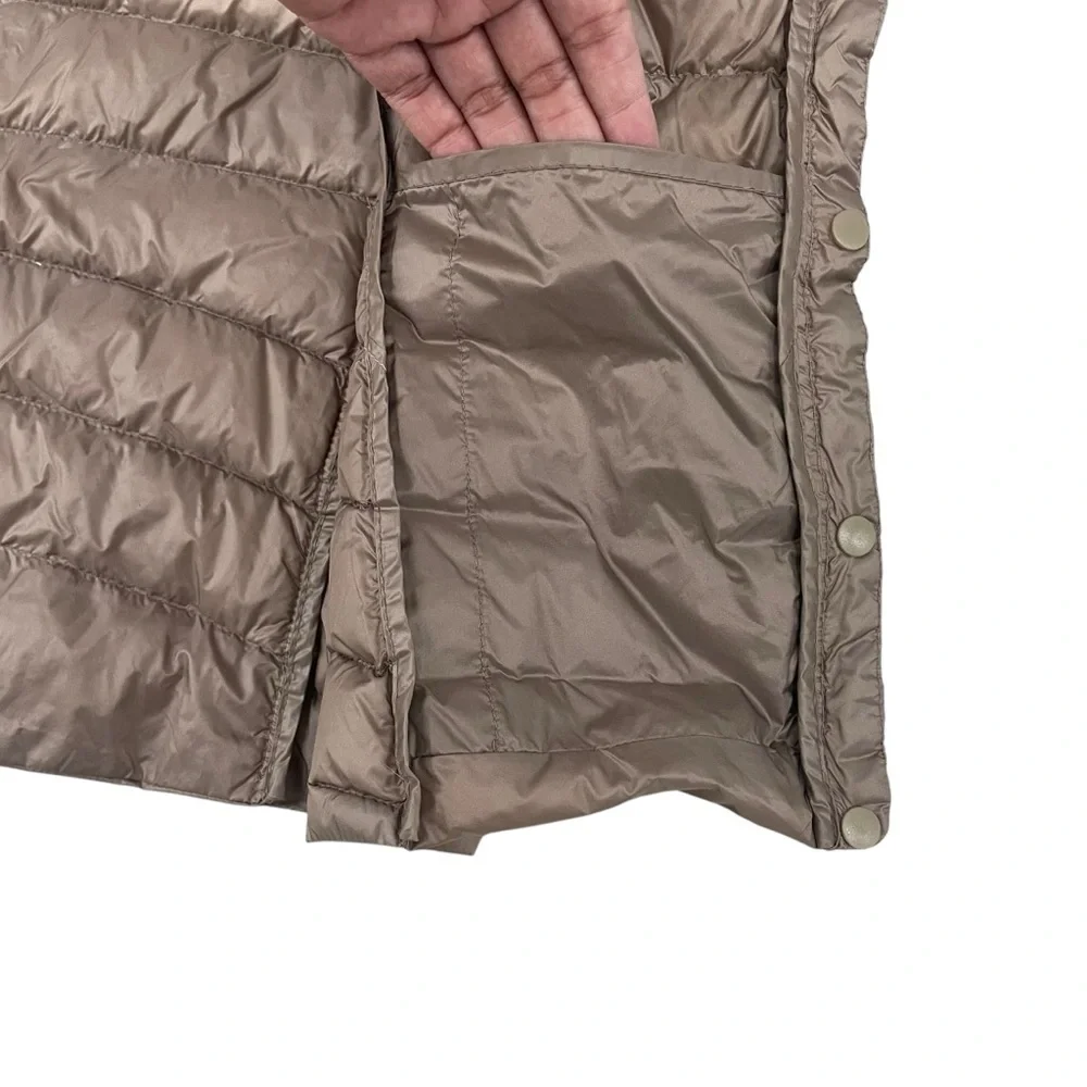 LS DESIGNS Taupe Down Filled Short Sleeve Puffer Jacket Snap Closure Lightweight